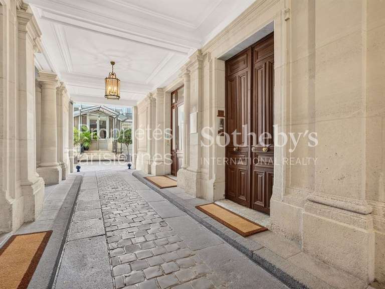 Appartement Paris 16e - 3 chambres - 200m²