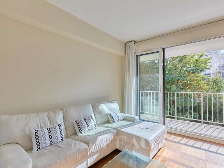 Appartement Paris 16e - 1 chambre - 62m²