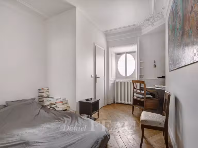 Appartement Paris 16e - 3 chambres - 131m²