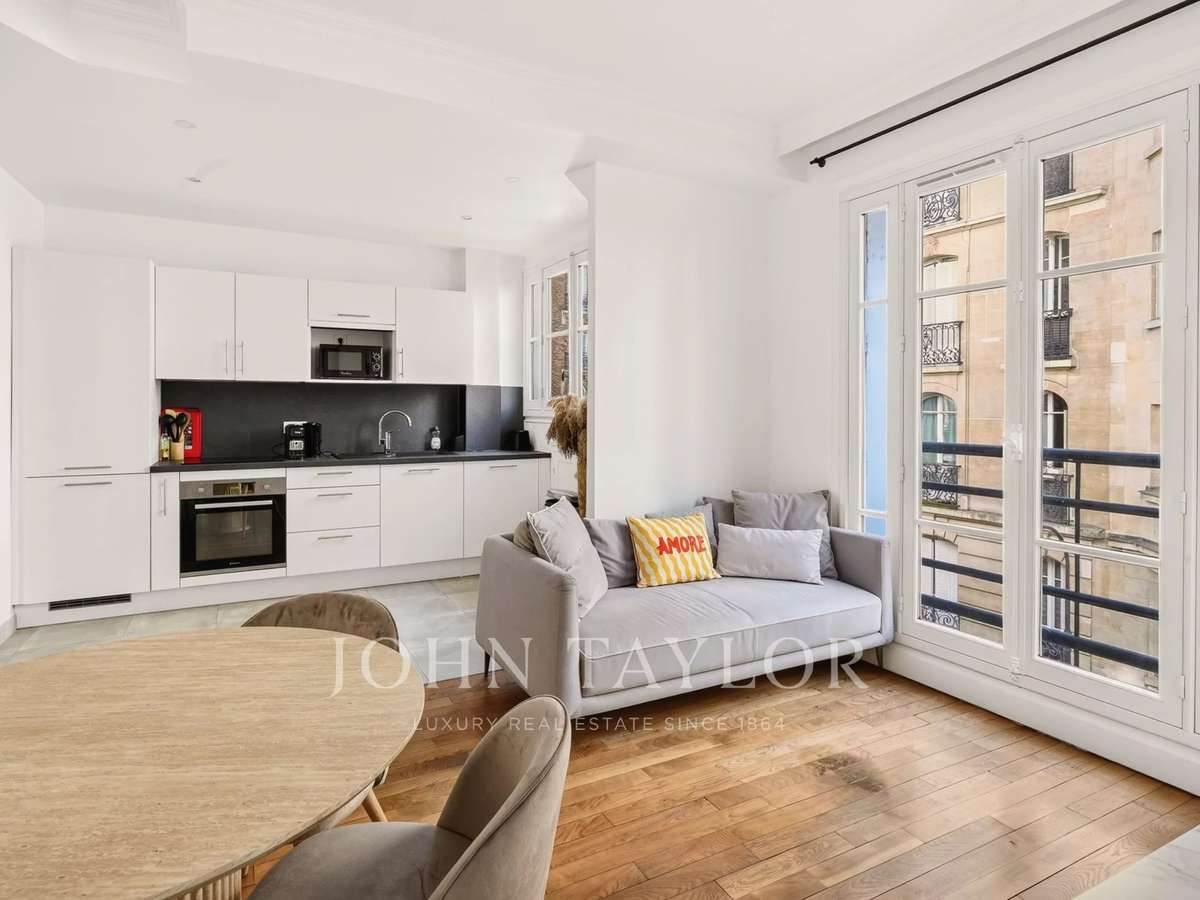 Apartment Paris 16e