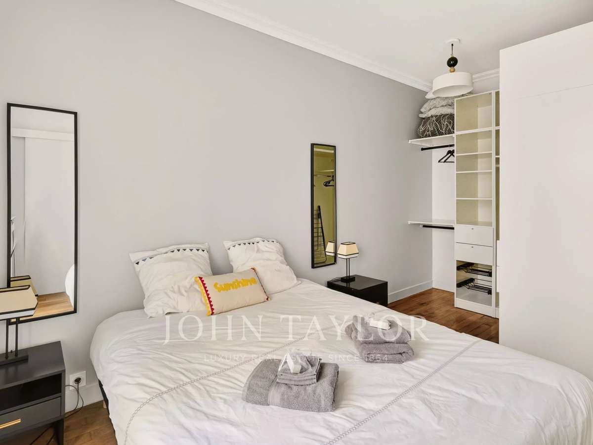 Apartment Paris 16e