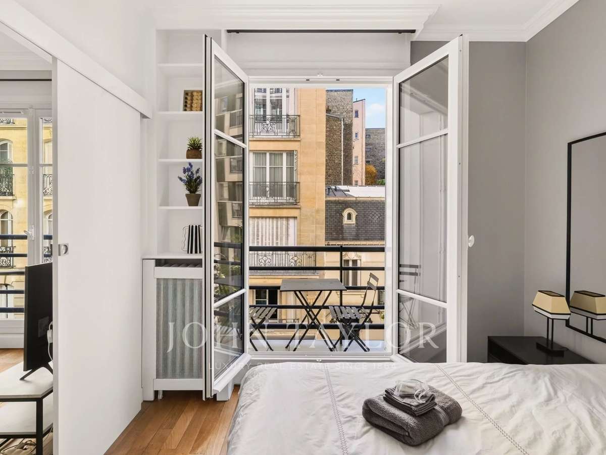 Apartment Paris 16e