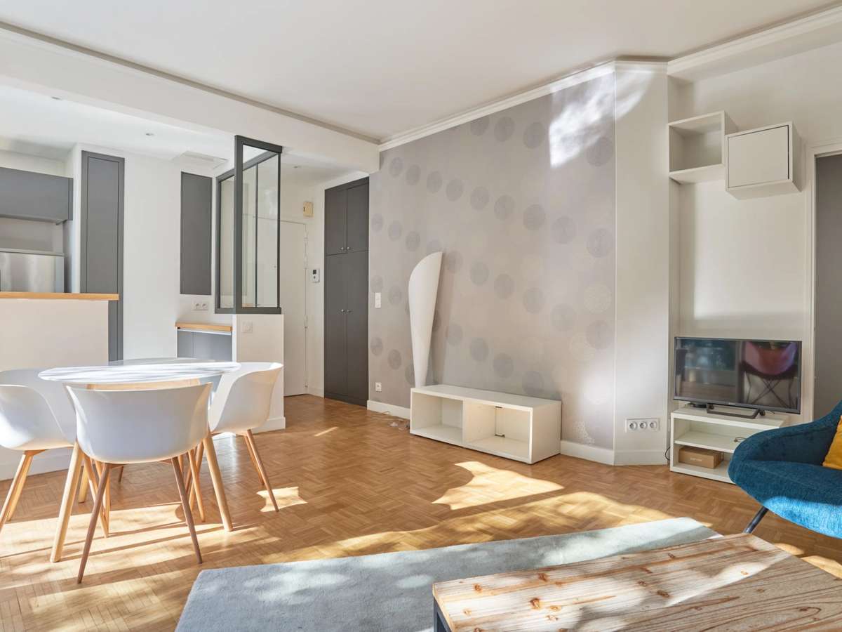 Apartment Paris 16e
