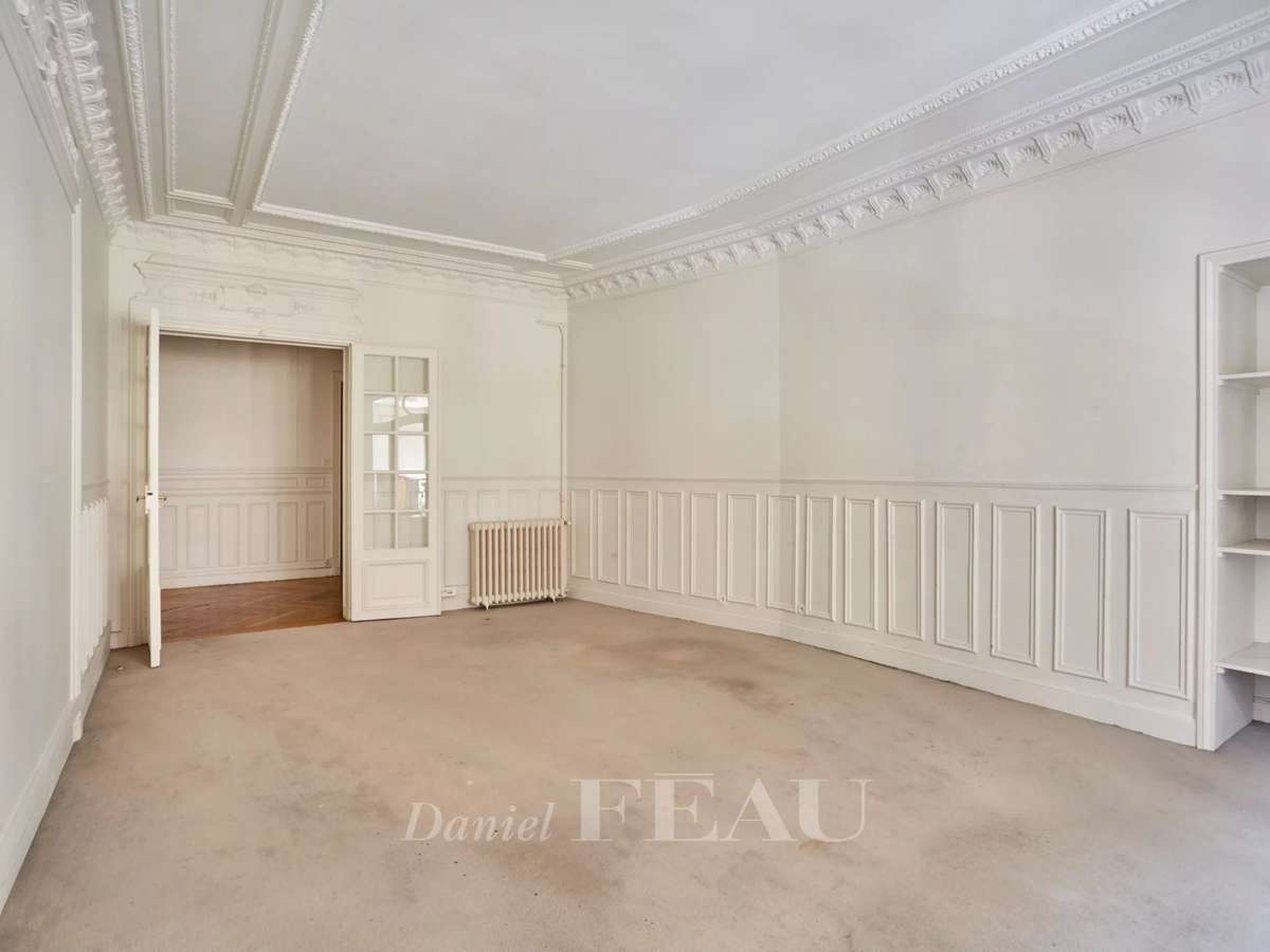 Apartment Paris 16e