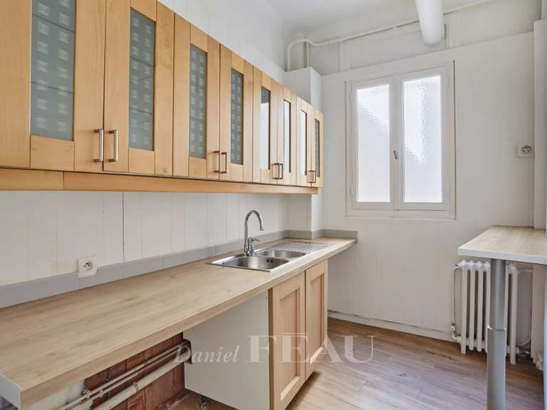 Appartement Paris 16e - 5 chambres - 269m²