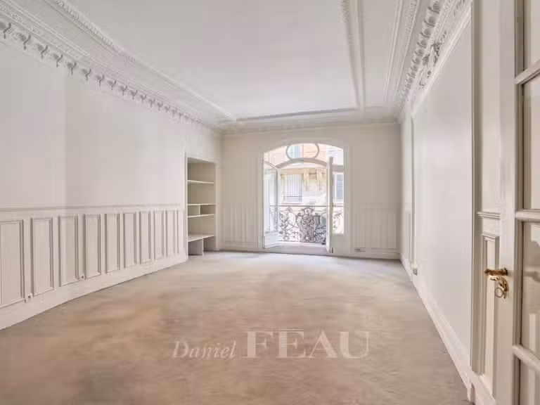 Appartement Paris 16e - 5 chambres - 269m²