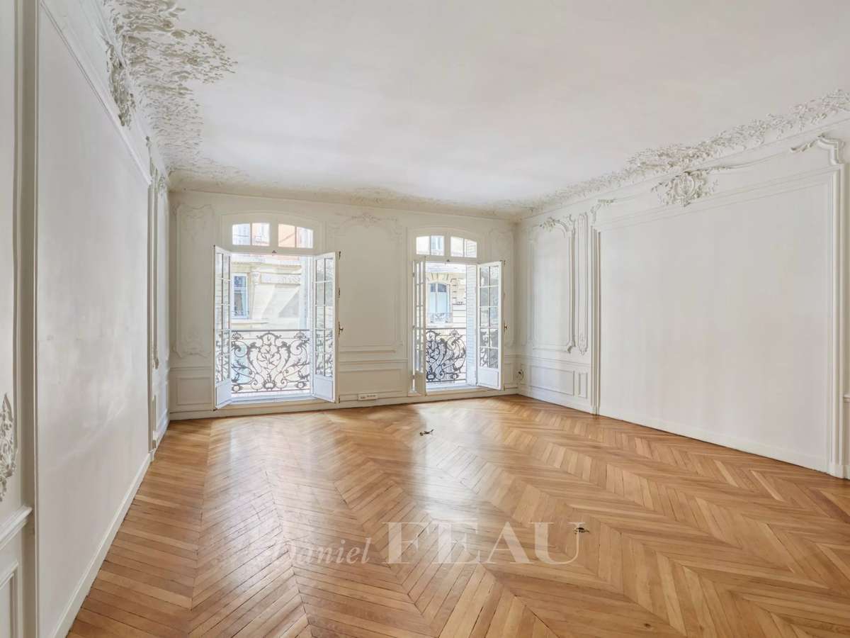 Apartment Paris 16e
