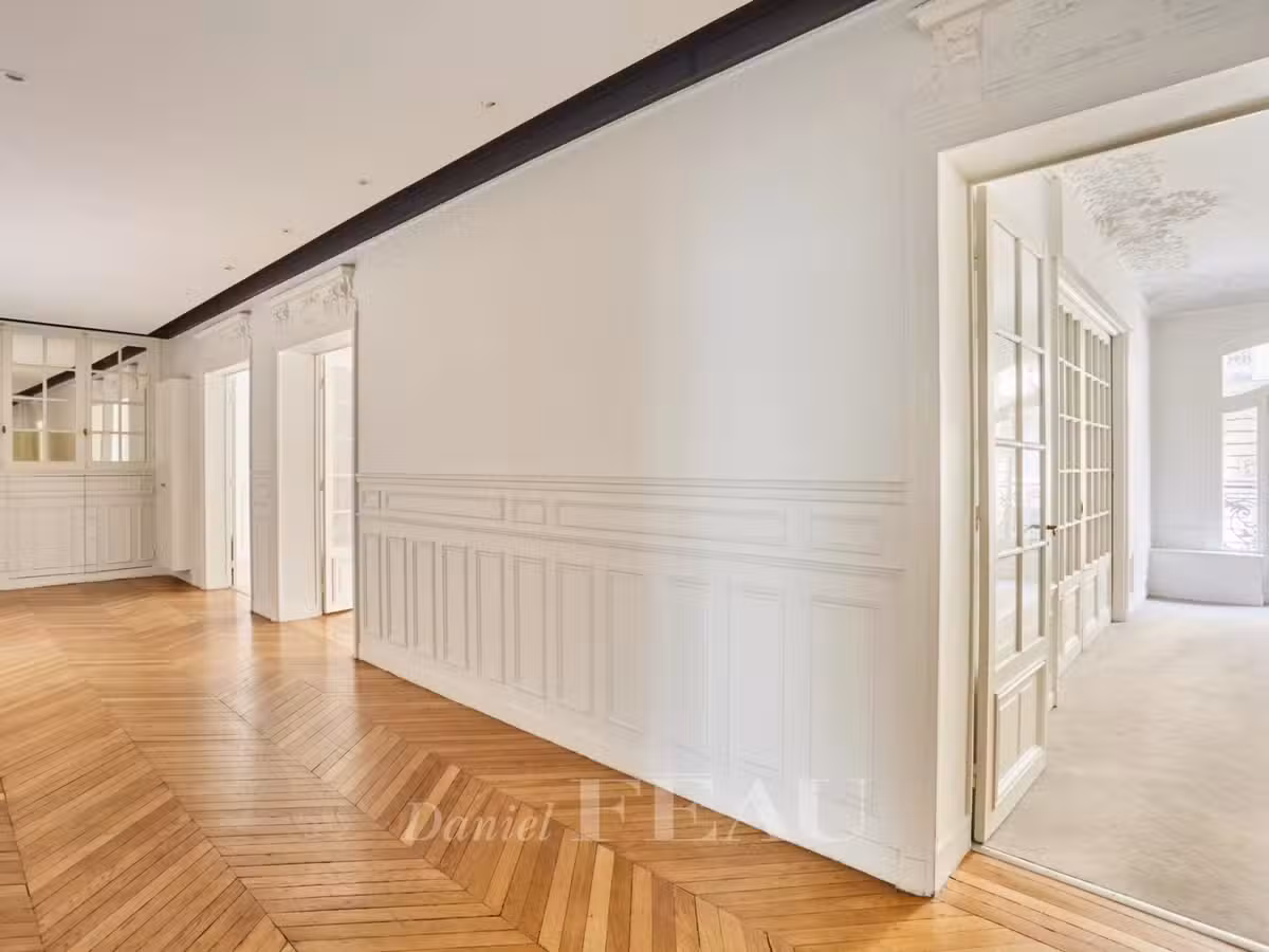 Apartment Paris 16e
