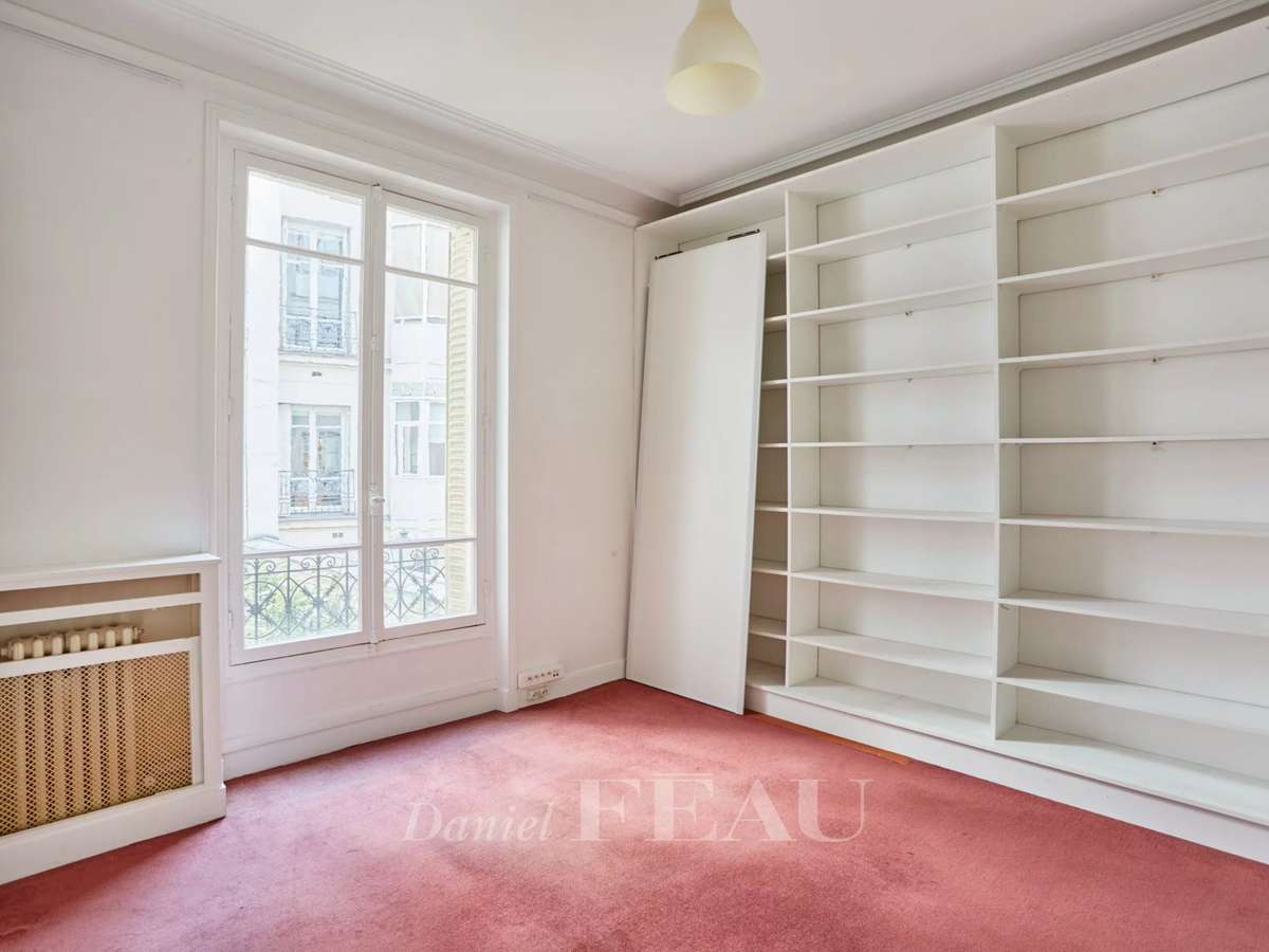 Apartment Paris 16e