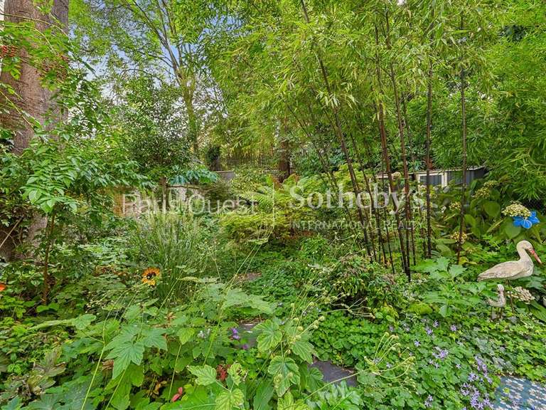 Appartement Paris 16e - 2 chambres - 81m²