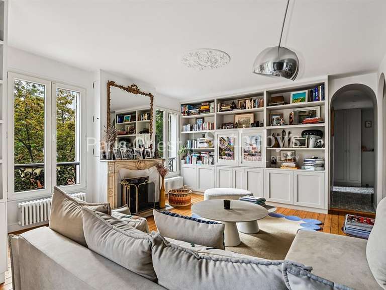 Appartement Paris 16e - 2 chambres - 117m²
