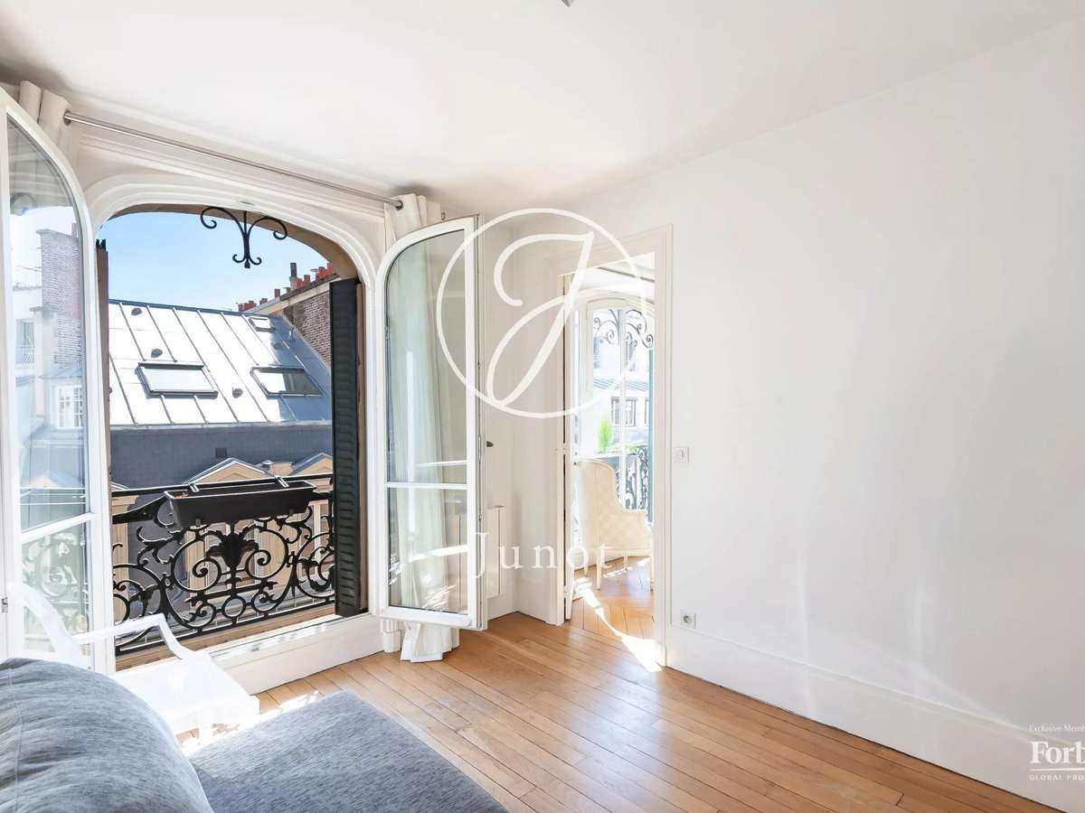 Appartement Paris 16e