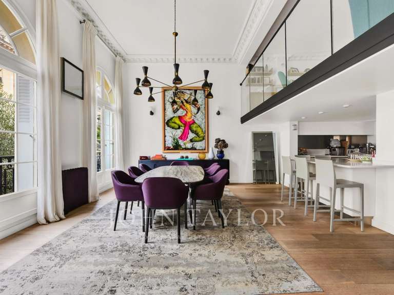 Appartement Paris 16e - 5 chambres - 323m²