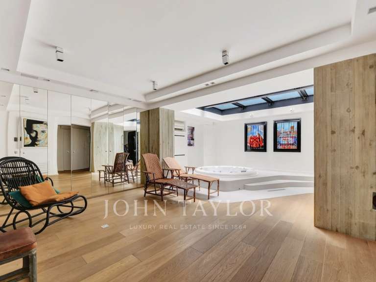Appartement Paris 16e - 5 chambres - 323m²