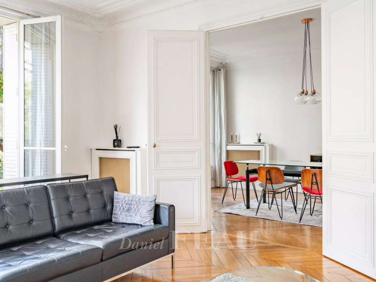 Appartement Paris 16e - 3 chambres - 115m²