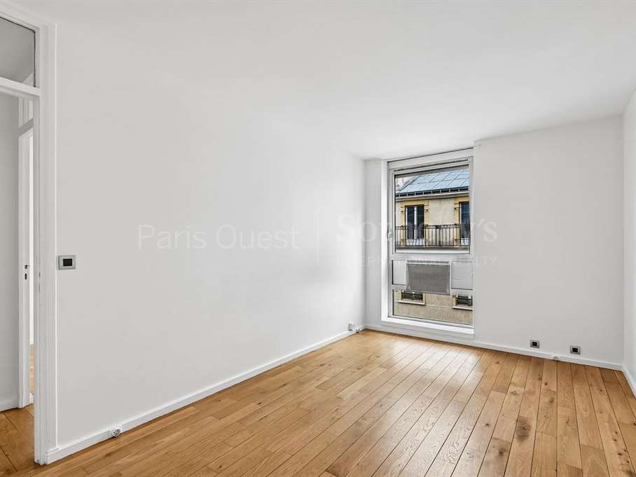 Apartment Paris 16e
