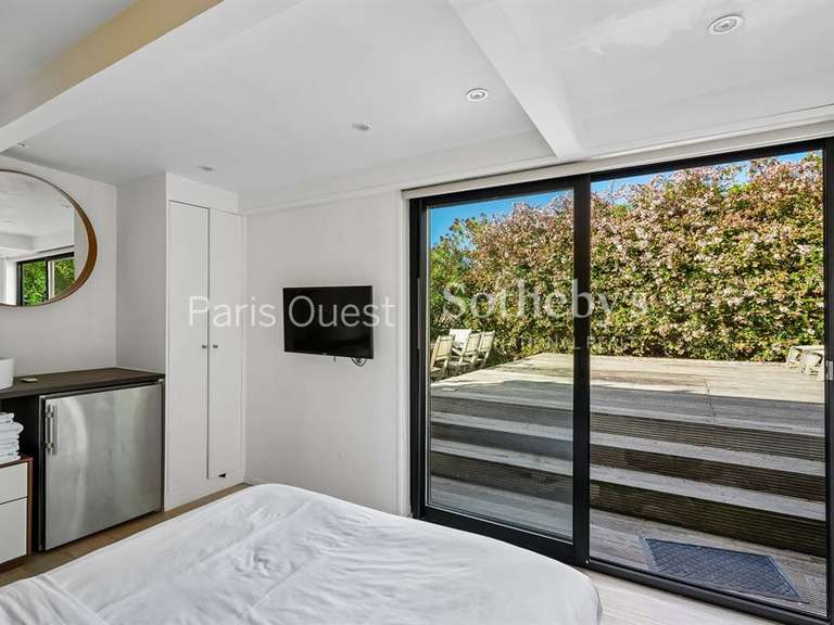 Appartement Paris 16e - 3 chambres - 126m²