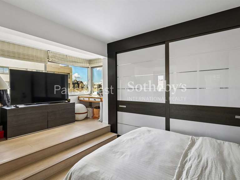 Appartement Paris 16e - 3 chambres - 126m²