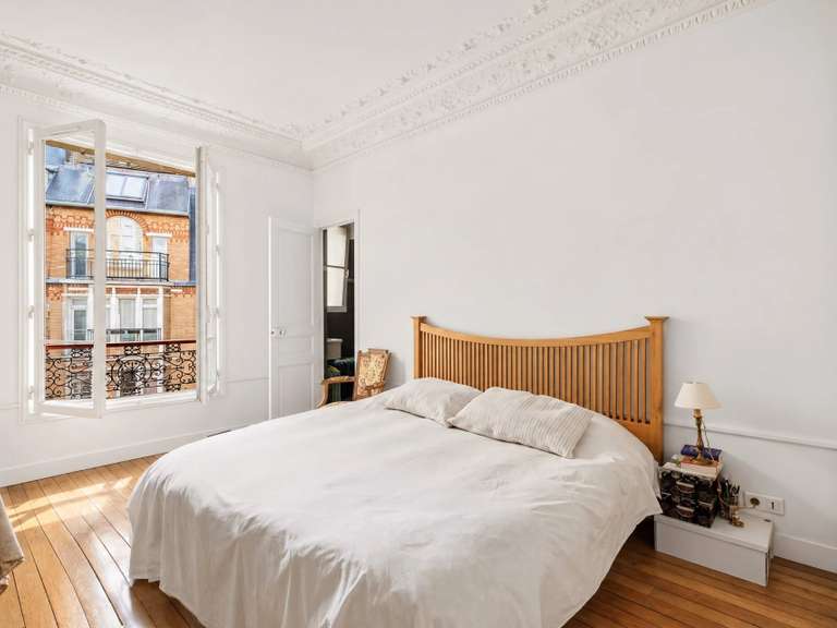 Appartement Paris 16e - 4 chambres - 182m²