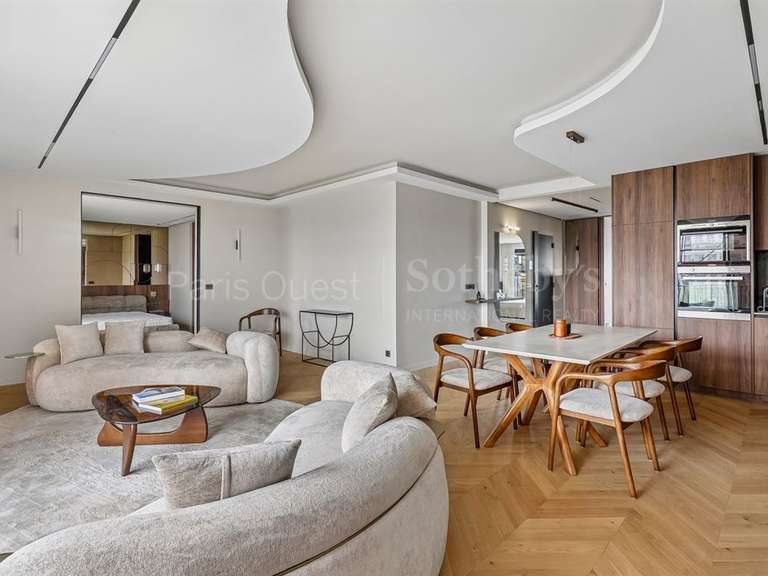 Appartement Paris 16e - 2 chambres - 104m²