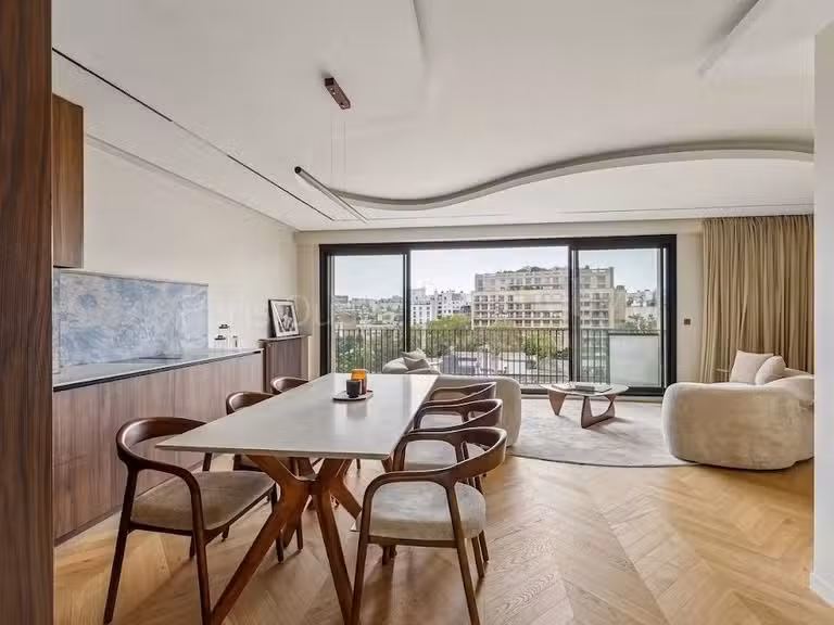 Appartement Paris 16e - 2 chambres - 104m²