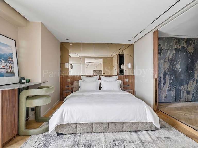 Appartement Paris 16e - 2 chambres - 104m²