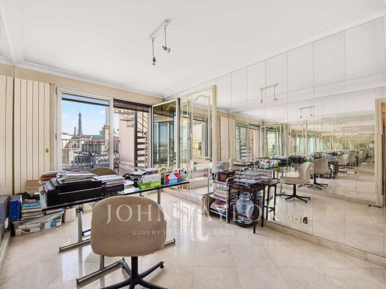 Appartement Paris 16e - 3 chambres - 138m²