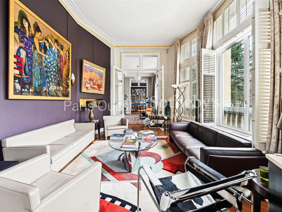 Mansion Paris 16e