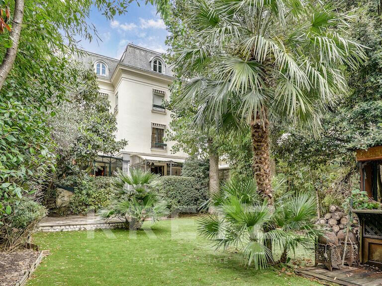 Hôtel particulier Paris 16e - 6 chambres - 500m²