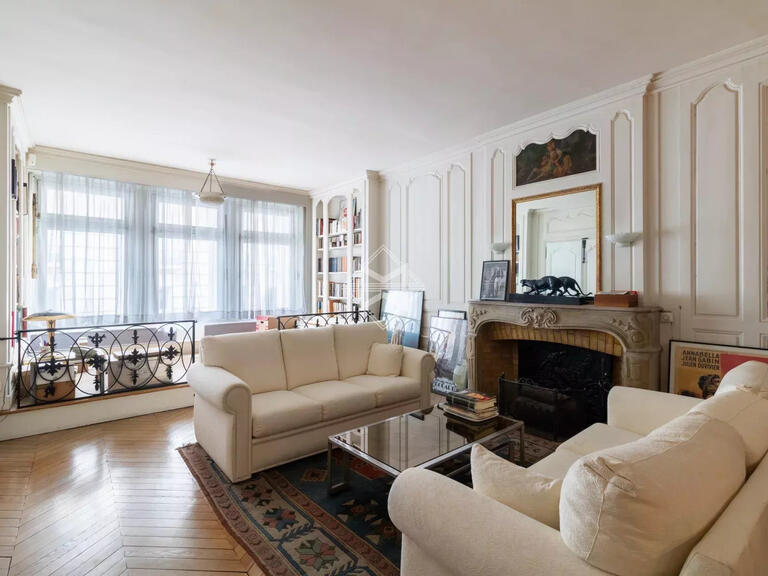 Hôtel particulier Paris 16e - 2 chambres - 348m²