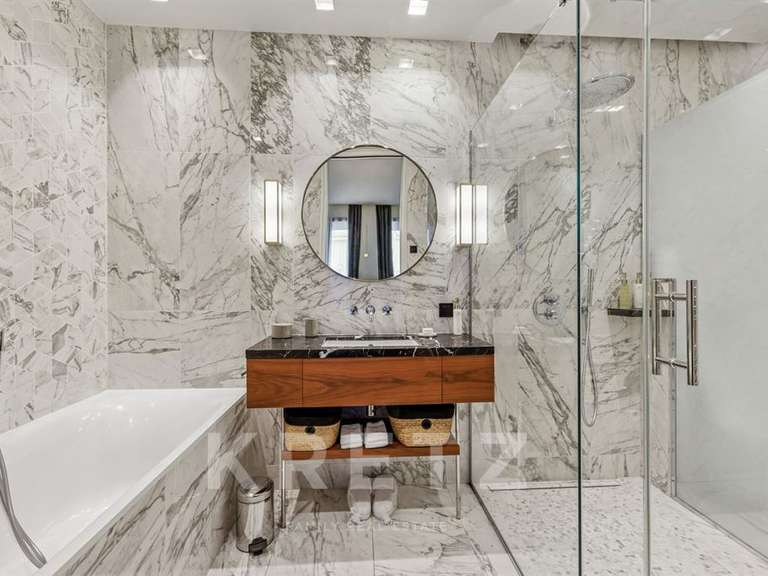 Hôtel particulier Paris 16e - 5 chambres - 350m²