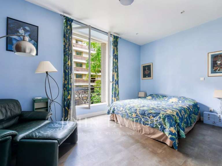 Hôtel particulier Paris 16e - 9 chambres - 437m²