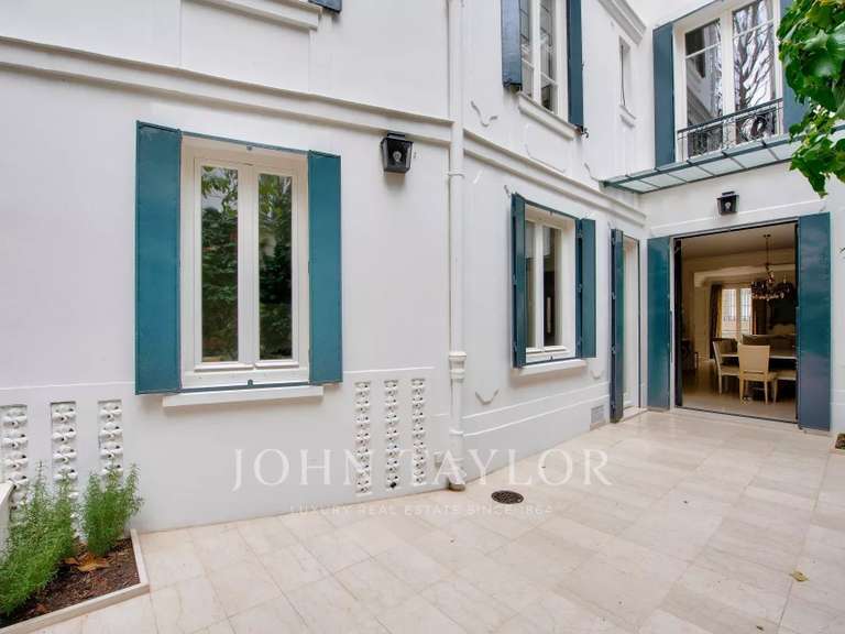 Hôtel particulier Paris 16e - 6 chambres - 400m²