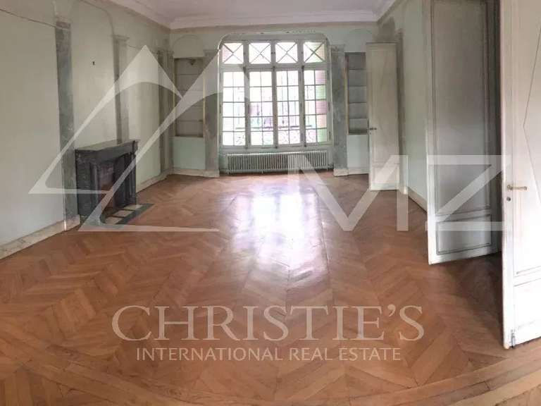 Hôtel particulier Paris 16e - 10 chambres - 509m²