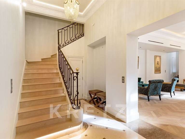 Hôtel particulier Paris 16e - 4 chambres - 330m²