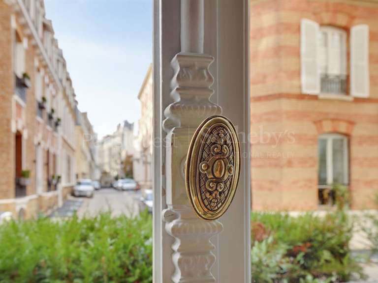 Hôtel particulier Paris 16e - 627m²