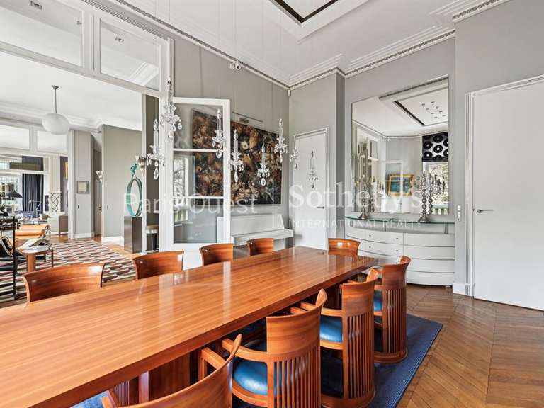 Hôtel particulier Paris 16e - 5 chambres - 453m²