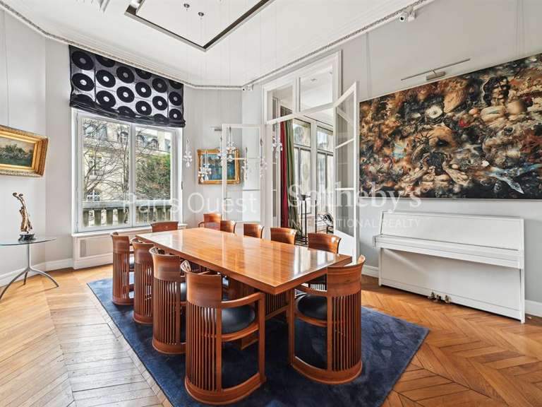 Hôtel particulier Paris 16e - 5 chambres - 453m²