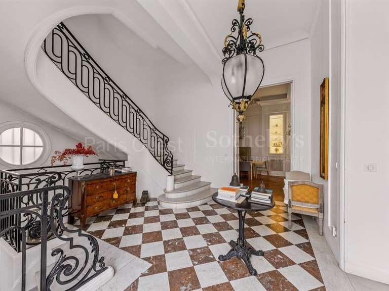 Hôtel particulier Paris 16e - 1300m²