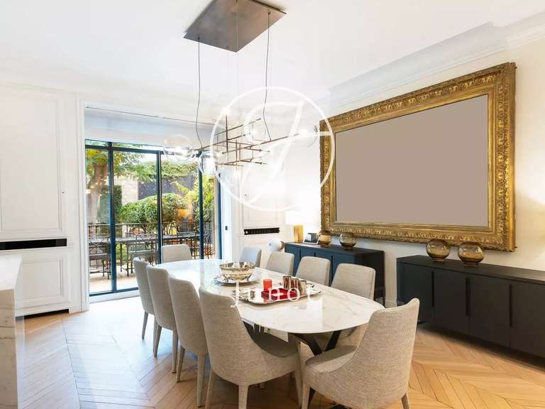 Hôtel particulier Paris 16e - 336m²