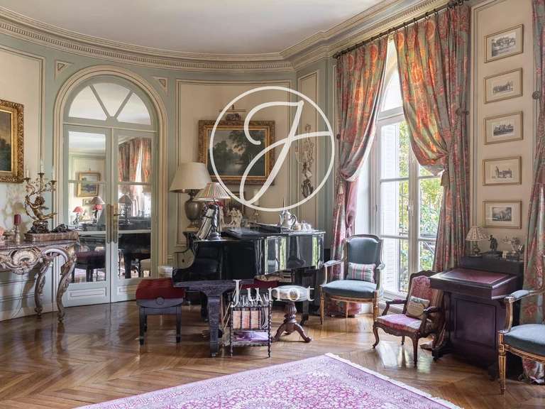 Hôtel particulier Paris 16e - 6 chambres - 484m²