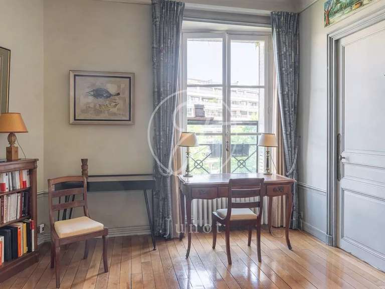 Hôtel particulier Paris 16e - 6 chambres - 484m²