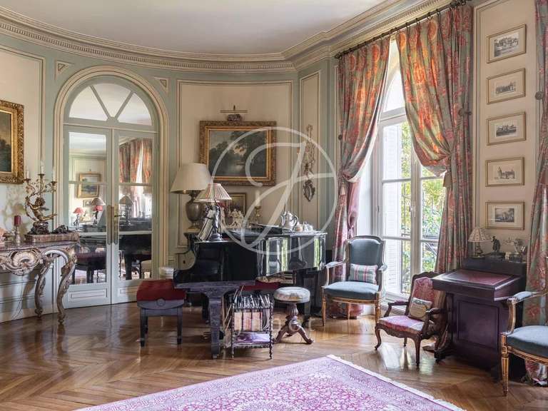 Hôtel particulier Paris 16e - 6 chambres - 484m²