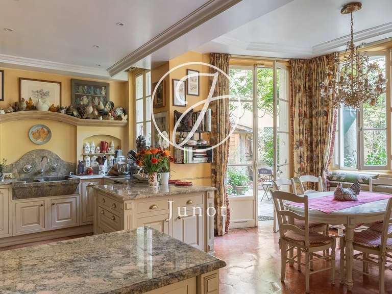 Hôtel particulier Paris 16e - 6 chambres - 484m²