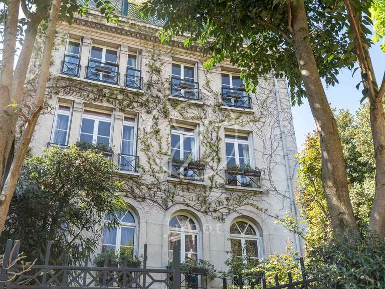 Hôtel particulier Paris 16e - 6 chambres - 484m²