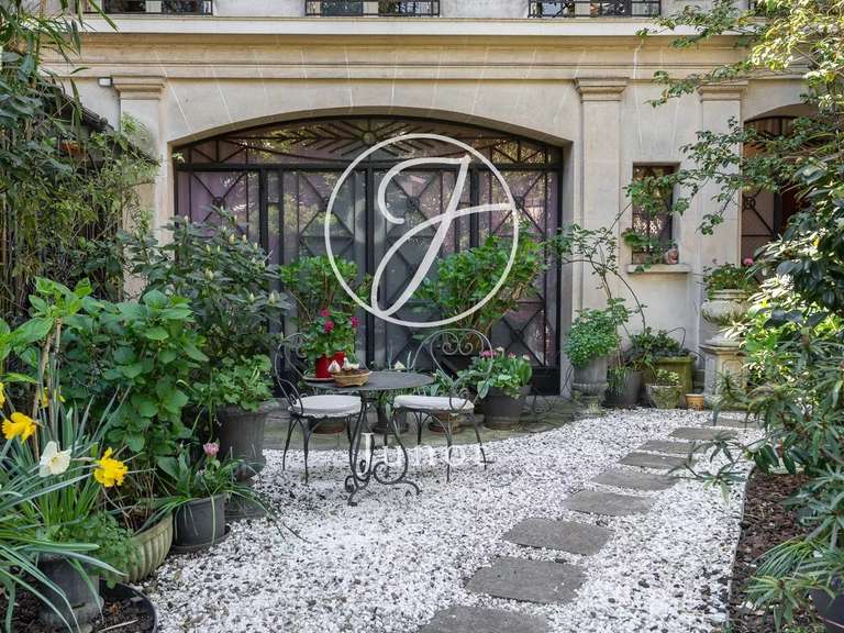 Hôtel particulier Paris 16e - 6 chambres - 484m²