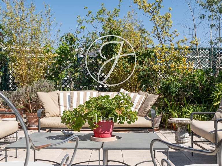 Hôtel particulier Paris 16e - 6 chambres - 484m²