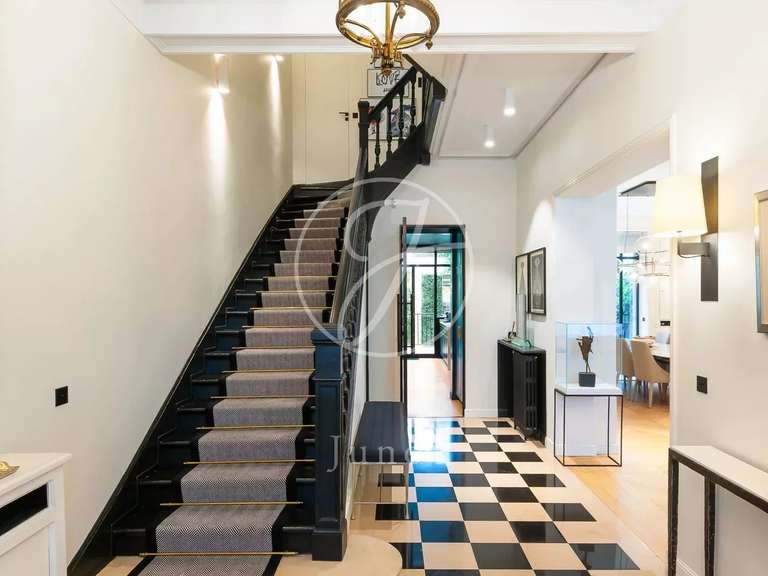 Hôtel particulier Paris 16e - 336m²