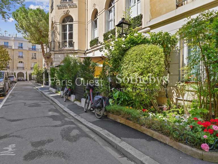 Hôtel particulier Paris 16e - 6 chambres - 430m²