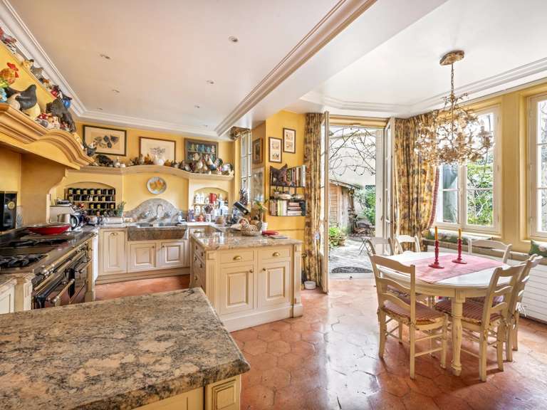 Mansion Paris 16e - 7 bedrooms - 484m²
